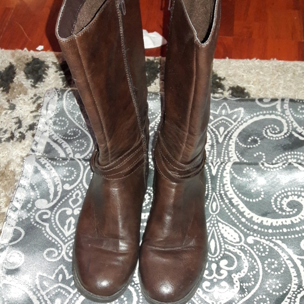 boots for 7 year old or 8